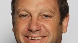 Gentle at home with Hull