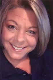 Laura Dillinger's Instagram, Twitter & Facebook