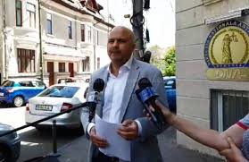 Legile au fost adoptate cu 180, respectiv 181 de voturi, însă parlamentarii opoziției, pe lângă vociferări și cuvinte. Scandal In Romania Legat De Calitatea Echipamentelor Donate Republicii Moldova Moldstreet