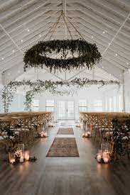Cozy Wedding Venue Cozy Wedding Indoor Wedding Wedding Decorations