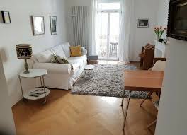 Wir vermieten die moderne und neu eingerichtete 2,5 zimmer wohnung in ruhiger umgebung in zentraler lage in münchen ( petuelring).die unterku. Wohnung 3 Zimmer Au Haidhausen Munchen Altbauwohnung Balkon In Munchen Au Haidhausen Etagenwohnung Mieten Ebay Kleinanzeigen