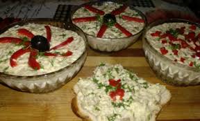 Piept de pui 1 după gust. SalatÄƒ Din Piept De Pui Cu Ciuperci Mie Imi Place Mai Mult Decat Salata De Boeuf N Are Cum SÄƒ Nu È›i PlacÄƒ