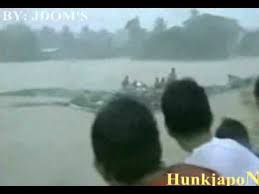 The city of marikina is appealing for help from the national government as typhoon ulysses causes the marikina river's water level to rise to dangerous levels. Amazing New Footage People Swept Away In Marikina River Bagyong Ondoy Youtube