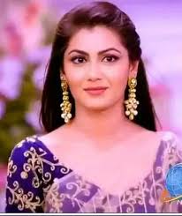 This is amazing women purple materia 💜