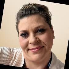 Melissa Higley's Instagram, Twitter & Facebook