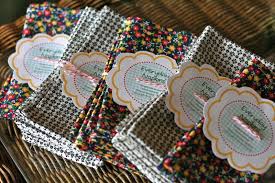 Not only are our everyday napkins reusable (and not filling a landfill) we have chosen to upcycle existing fabrics instead of making our own—a conscious decision we. Nine Minute Everyday Napkins Tutorial Gingercake