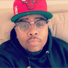 Caitlin Clark hits the deck after ANOTHER shoving match 🤯