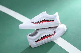 Vans X Bape Shark Tooth Custom Made Skating Vn0ay8z7bpx Whit Custom Vans Shoes Mens Vans Shoes Custom Shoes