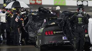 What's crazy is while these types of wins were certainly uncommon they weren't totally unheard of like they pretty much are in today's nascar. Rain Pushes Finish Of Xfinity Race At Martinsville To Sunday