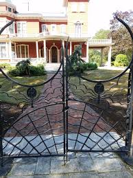 Home front wall iron gates design ideas malta remodel and. Front Gate Picture Of Stephen King S House Bangor Tripadvisor