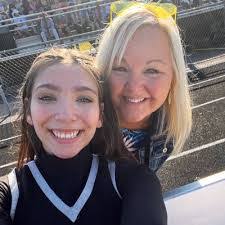 Katrina Murray's Instagram, Twitter & Facebook