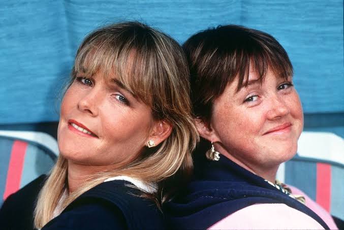 Pauline Quirke's Birds of a Feather co-star opens up on actress' dementia  battle - The Mirror