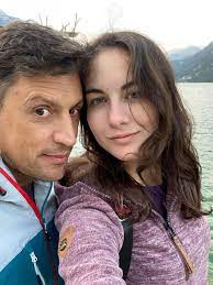 Never miss another show from cosmin stanciu. Cine Este Si Cum AratÄƒ Iubita Lui Daniel Pavel Prezentatorul Survivor Romania 2021 Kanal D Romania