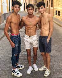 Epingle Sur Handsome Boys 9