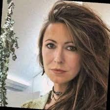 Darlene Hilton's Instagram, Twitter & Facebook