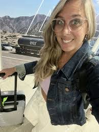 Denise Marciel's Instagram, Twitter & Facebook