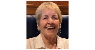 Lisa Racicot's Instagram, Twitter & Facebook