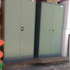Kamj menampung segala jenis barang bekas, barang rongsok, baik barang rusak hancur atau barang sudah tidak terpakai, barang bekas kantor, barang bekas pabrik, maupun barang bekas rumahan seperti, mesin cuci, kulkas, sepda, motor, mobil, meubel sofa kursi meja, lemari, springbed tv, dll Di Jual Lemari Besi Ex Jb Barang Bekas Berkualitas B3 Facebook