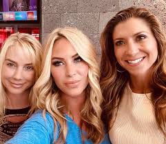 Aimee Cochran (@aimeecochran9) • Instagram photos and videos