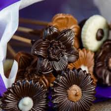 Tag us or use #visitportlandme to give us permission to repost! Mother S Day Chocolate Maine Made Chocolate Gifts Dean S Sweets