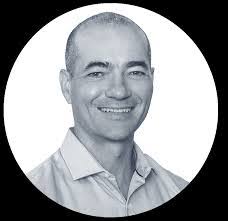 Richard Bowley's Instagram, Twitter & Facebook