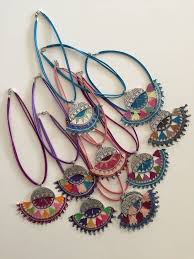 This Pin Was Discovered By Filizyesil Discover And Save Your Own Pins On Pinterest Joyeria De Ganchillo Joyas De Ganchillo Patron Pendientes De Ganchillo