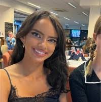 Lily Decker's Instagram, Twitter & Facebook