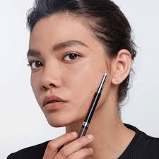 ‪LOREAL PARIS 24H BROW FILLING TRIANGULAR PENCIL لوريال قلم تحديد الحواجب –  Vanilla‬‏