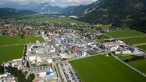 Curevac, which, like pfizer and biontech, is developing a mrna vaccine, shared the most detailed look yet at the likelihood of it meeting or exceeding the benchmark in a preprint paper monday. Impfstoff Cvncov Novartis Produziert Fur Curevac