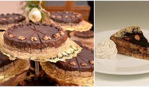 The news site covers politics, business, sports, show business, and features columns covering everything from gossip to political commentary. Secer Na Kraju Toplicka Kupalisna Torta Emedjimurje Hr