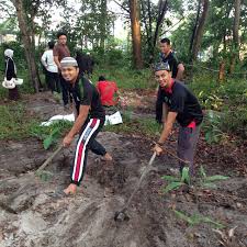 Teaser tanah kubur tok adi youtube. Musim15 Instagram Posts Gramho Com
