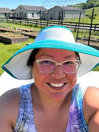 Aldi sun hat modification for gardening