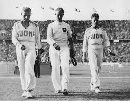 Aug 08, 2021 · the decathlon is 10 events (100m, long jump, shot put, high jump, 400m, 110m hurdles, discus, pole vault, javelin, 1500m) while the heptathlon is seven events (100m hurdles, high jump, shot put, 200m, long jump, javelin, 800m), both held over two days. Datei 1936 Berlin Olympics Athletics Javelin Men Medalists Gif Wikipedia