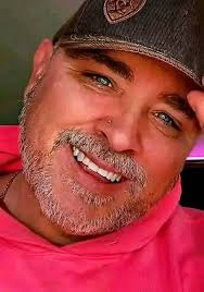 Hi sweetie 💕, I'm sending this to you cause I want it to get to you faster  and please don't skip the message. There are lots of imposters using my  name and