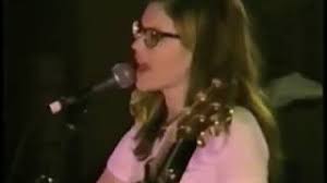 Lisa Loeb performing "Hurricane" at WPST 97.5