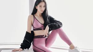Blackpinks Jisoo Is the New Face of Alo Yoga