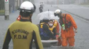Japan rain: More than a million residents told to seek shelter - BBC News