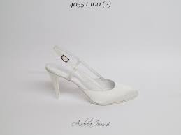 Trova le scarpe alla moda e alla moda per donna su milanoo.com,offriamo scarpe da donna sexy, tacchi sexy, tacchi alti, pumps, stivali con tacco alto, stivali sopra il ginocchio, scarpe con tacco alto, stivali alti al ginocchio, stivali con plateau. Scarpe Sposa Categoria Scarpe Da Sposa Con Punta Chiusa