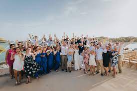 Here's how to use advanced planning and thoughtful considerations to make your. How To Make Your Destination Wedding Guests Happy