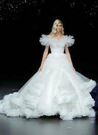 She rose to prominence after appearing in the cbs soap opera guiding light. Pronovias Pronovias Twitter