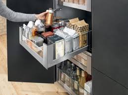 Herrajes para el hogar o negocios, encuentra todo tipo de herrajes para muebles, puertas y cristal. Herrajes Indispensables Para Cocinas Cocinas Ec Remodela Tu Cocina