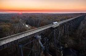 High Bridge State Park You Can Walk Jog Or Ride Your Bike Or Even A Horse Across This Historic Rail To Trail Train Bridge In Farmville Afterwards Grab S