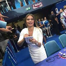 В каждом эпизоде мы будем знакомиться с историей одной. Alina Kabaeva S Obruchalnym Kolcom Na Palce Ocharovala Fanatov 05 Sentyabrya 2017 23 03 Novosti Na Tengrinews Kz