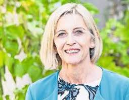 InderSchweizwirddasFachMedienundInformatikeingeführt.Dochdasistnurder  AnfangeinesgrundlegendenWandels.WaskommtaufdieKinderzu?