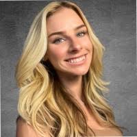 Kayla Knotts's Instagram, Twitter & Facebook