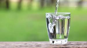 Berikut khasiat minum air hangat bagi kesehatan yang dikutip dari msn, rabu (26/6/2019) minum air putih hangat setiap pagi mengurangi risikonya, dikutip dari medical daily. Cara Buat Air Penawar Guna Air Kosong