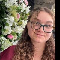 Fay Sears's Instagram, Twitter & Facebook