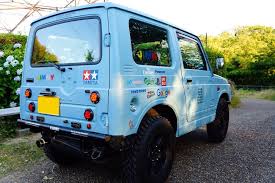 ジムニーja22をジーンズで刷毛塗り全塗装 刷毛 ハケ ローラーで車をdiyで全塗装しよう ジムニー ja22 ジムニー スズキ ジムニー