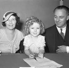 See more ideas about shirley temple, shirley, shirley temple black. 50 Photos Of Shirley Temple S Life Through The Years Rare Photos Of Shirley Temple