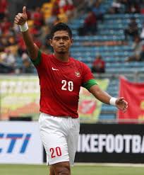 Kumpulan gol bambang pamungkas ,dari berseragam timnas ,persija ,selangor fa & pbr. Panggil Bepe Ke Timnas Riedl Itu Pertanyaan Gila Okezone Bola